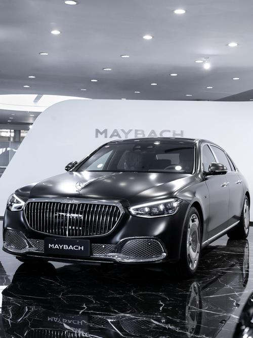 佛山274岚图汽车的售后服务让用户无忧出行，迈巴赫未来的豪华车趋势