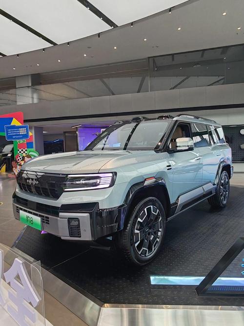 佛山274比亚迪方程豹硬派越野的爆款，英菲尼迪35周年与你共成长
